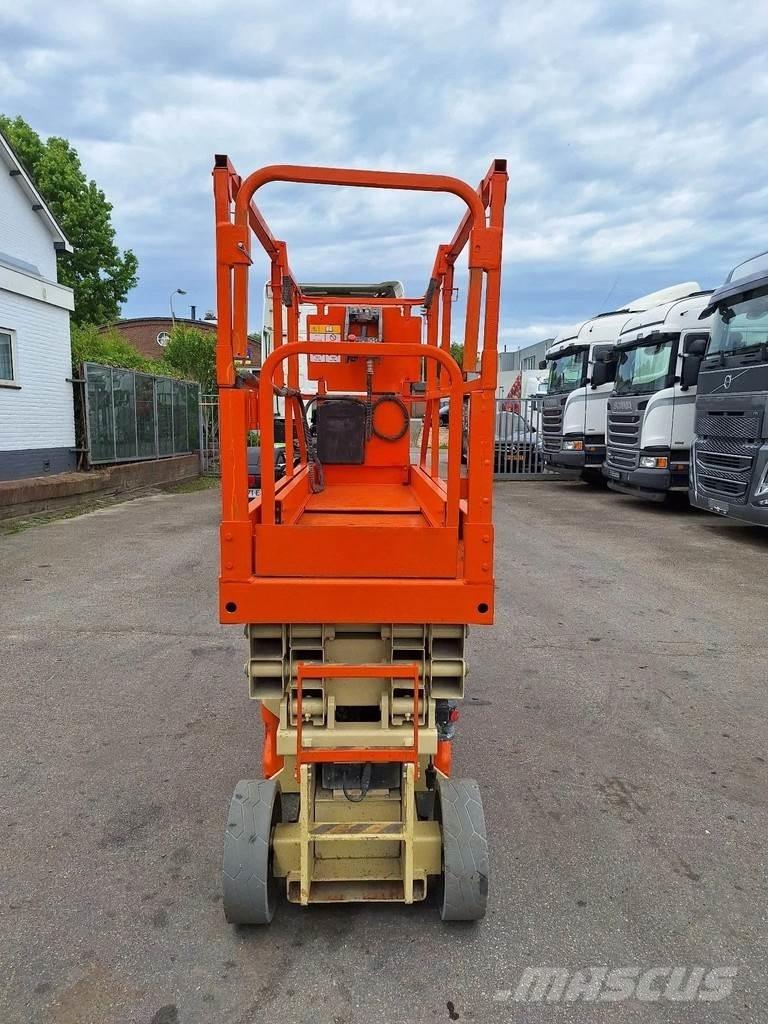 JLG 2030 ES Saxlifte