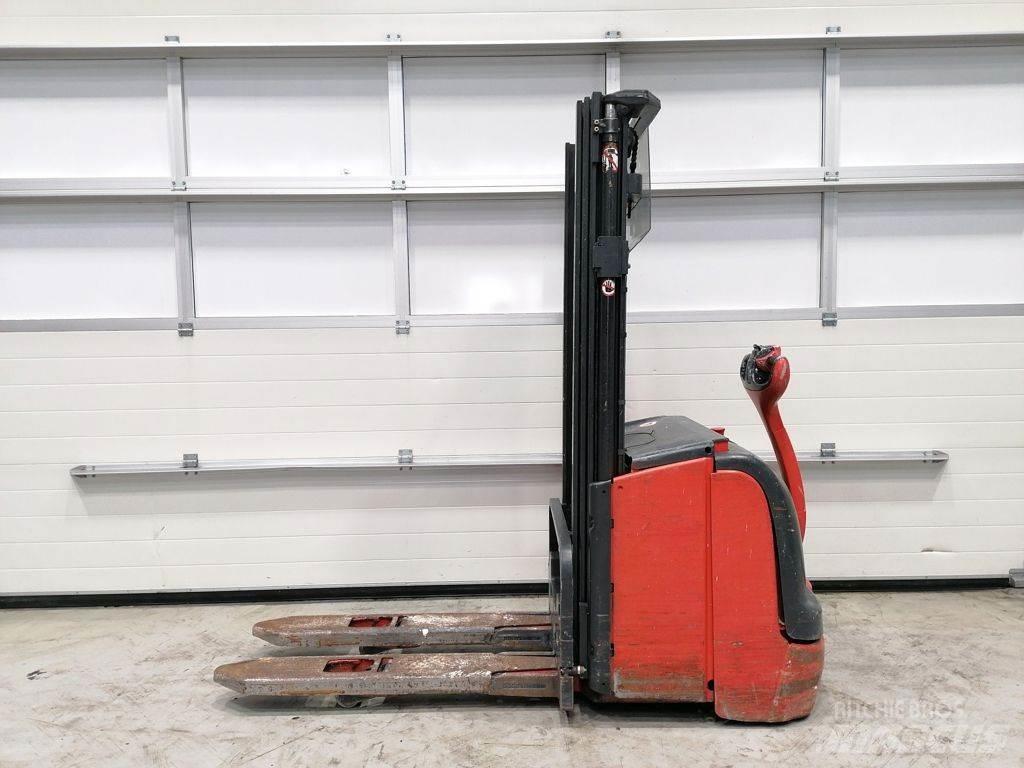 Linde L14 Gaffelstabler med gående fører