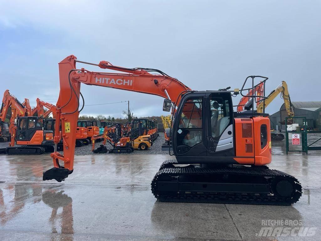 Hitachi ZX 135 US-6 Gravemaskiner på larvebånd