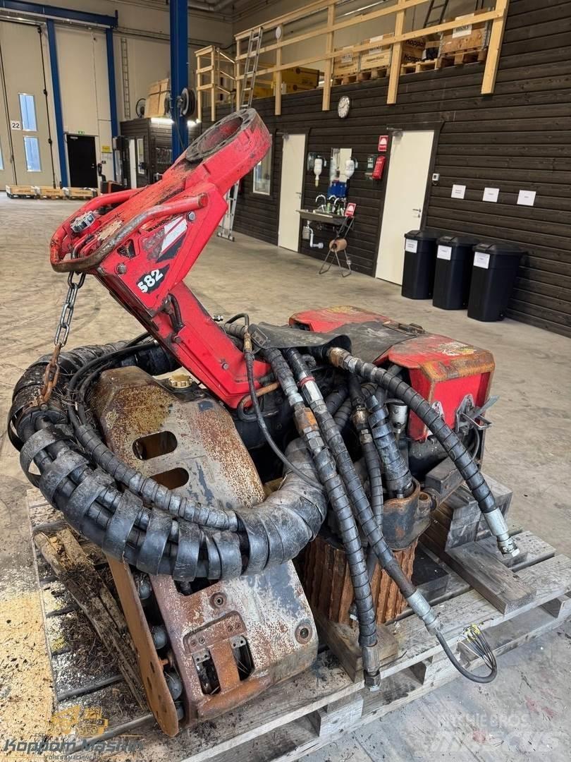 Komatsu S82 Skæreborde