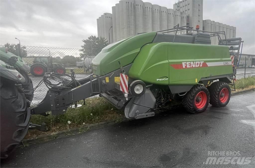 Fendt 1290 S Pressere til firkantede baller