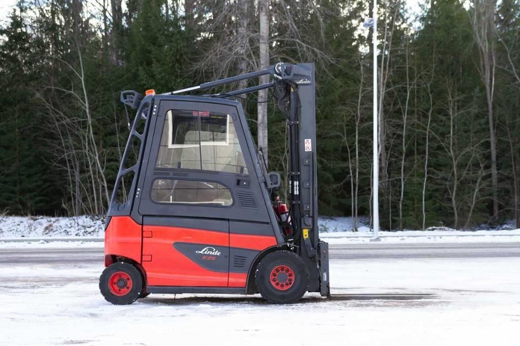 Linde E 25 El gaffeltrucks