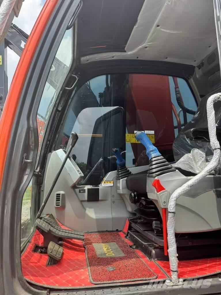 Doosan DX300-9C Gravemaskiner på larvebånd