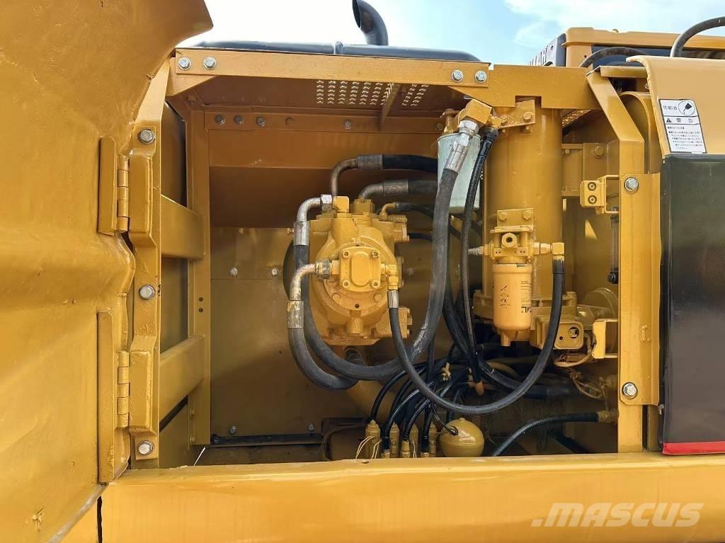 CAT 320 B L Gravemaskiner på larvebånd