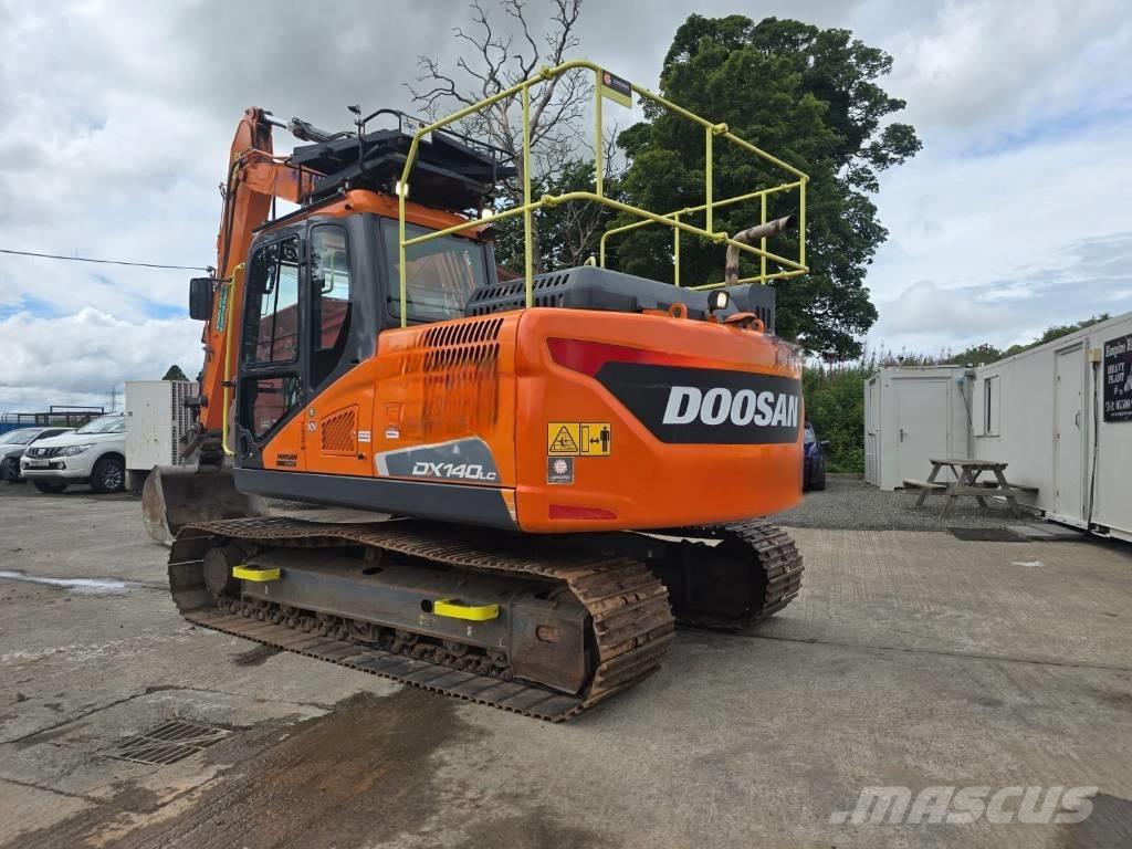Doosan DX 140 LC Gravemaskiner på larvebånd