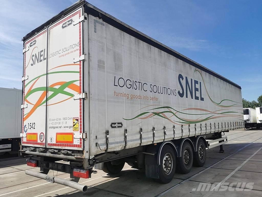 Van Hool A3C002 Semi-trailer med Gardinsider