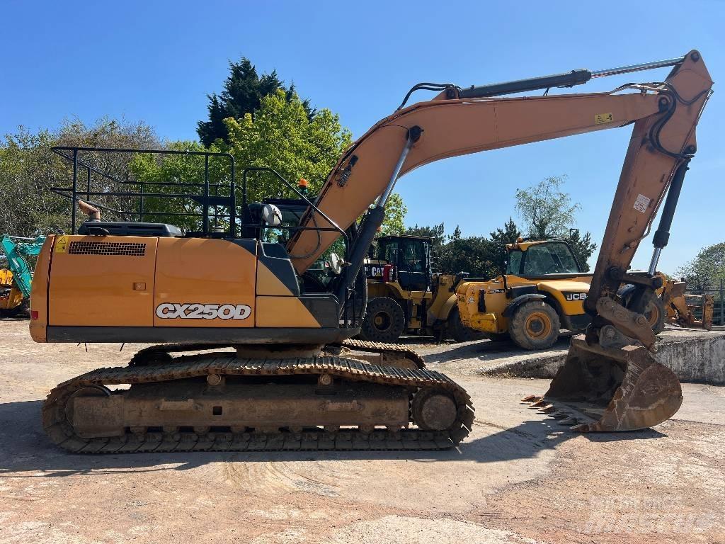 CASE CX 250 D Gravemaskiner på larvebånd