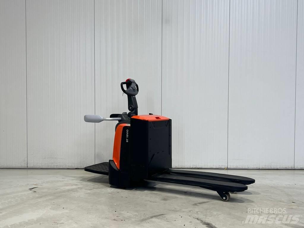 BT LPE200 B El-palleløftere med platform