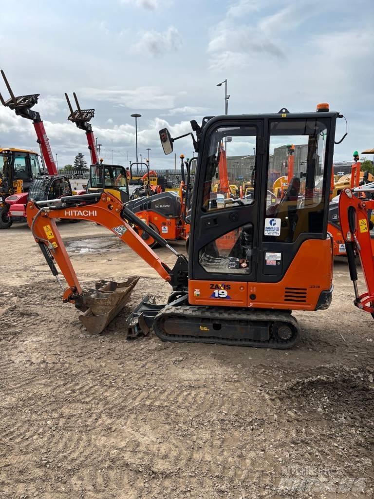 Hitachi ZX 19-6 Minigravemaskiner