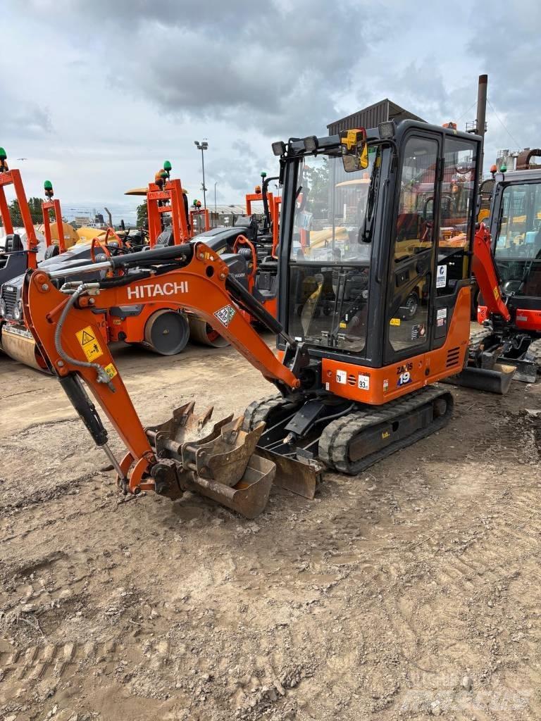 Hitachi ZX 19-6 Minigravemaskiner