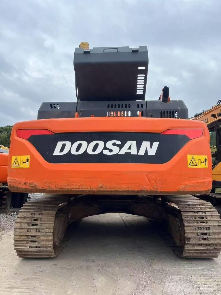 Doosan DX 300LC-9C Gravemaskiner på larvebånd
