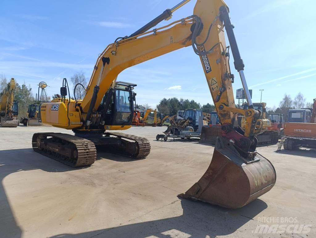 JCB JS 220 Gravemaskiner på larvebånd