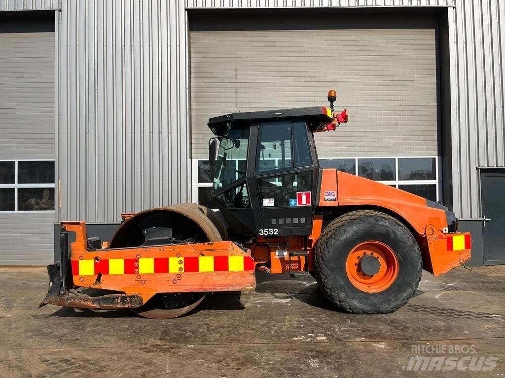 Dynapac CA302D Enkelt tromle