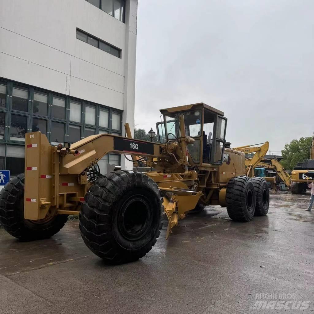 CAT 16G Vejhøvle / Gradere