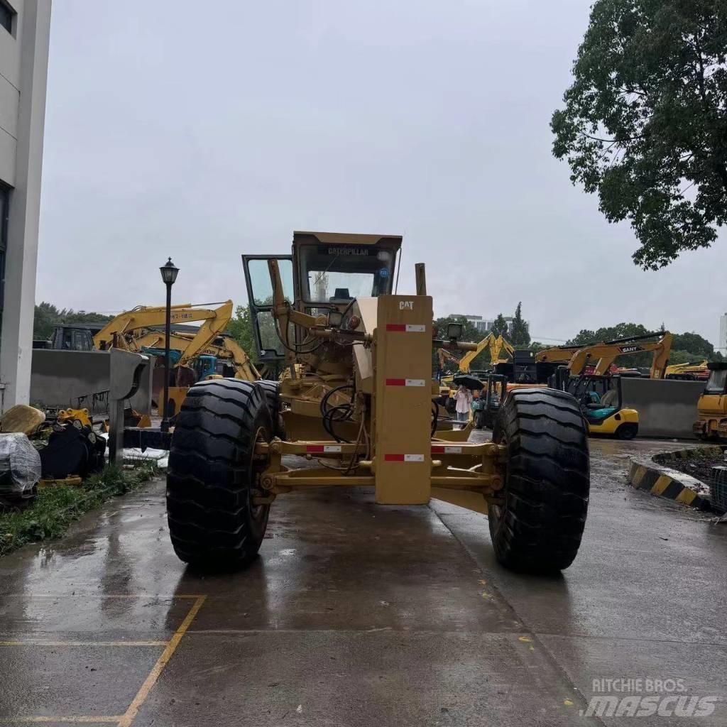 CAT 16G Vejhøvle / Gradere