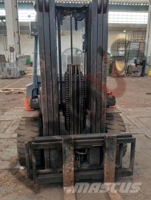 Toyota 7 FBMF 45 El gaffeltrucks