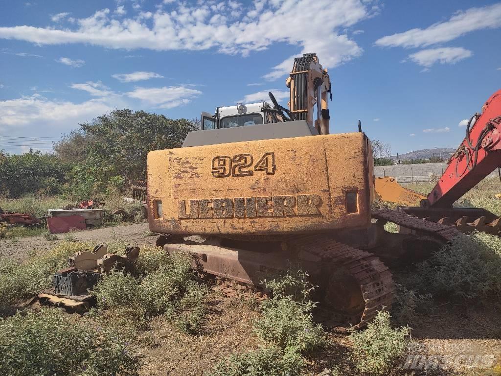 Liebherr R 924 Gear