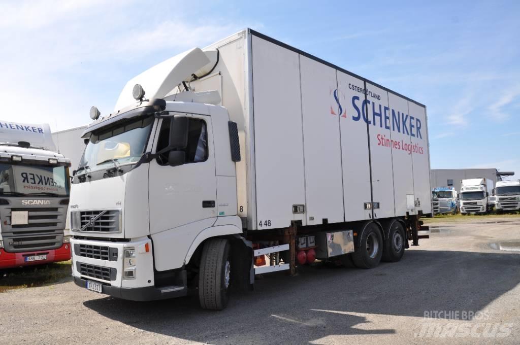 Volvo FH440 6X2 Fast kasse