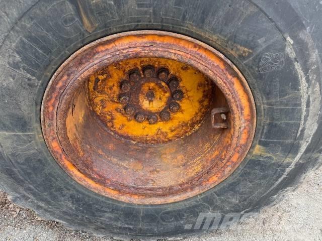 Komatsu WA 200-5 Læssemaskiner på hjul