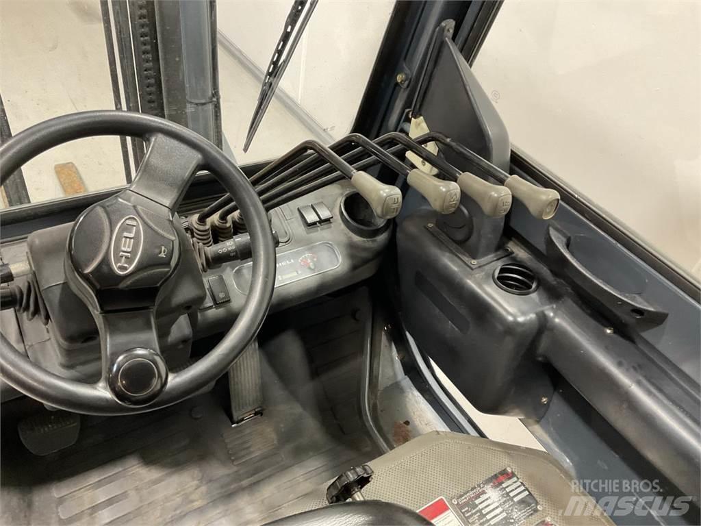Heli CDCP25 Diesel gaffeltrucks