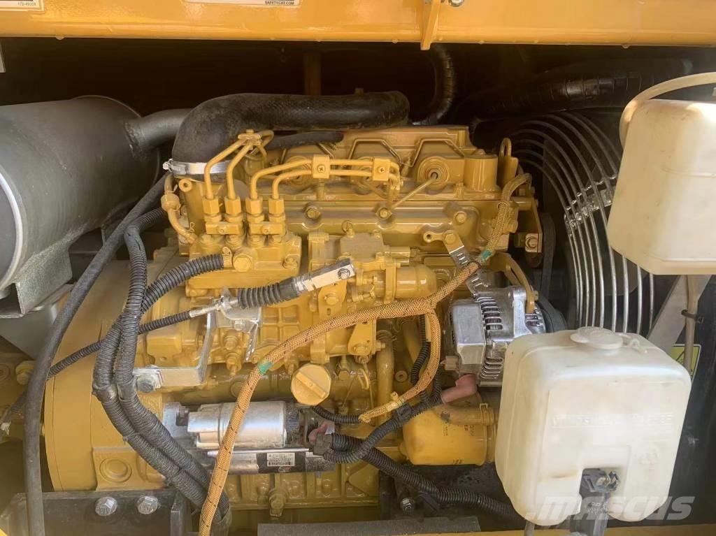 CAT 307E Gravemaskiner på larvebånd