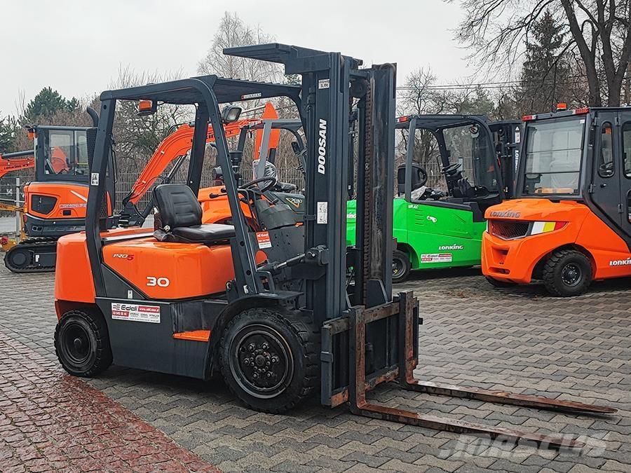 Doosan D30G Diesel gaffeltrucks
