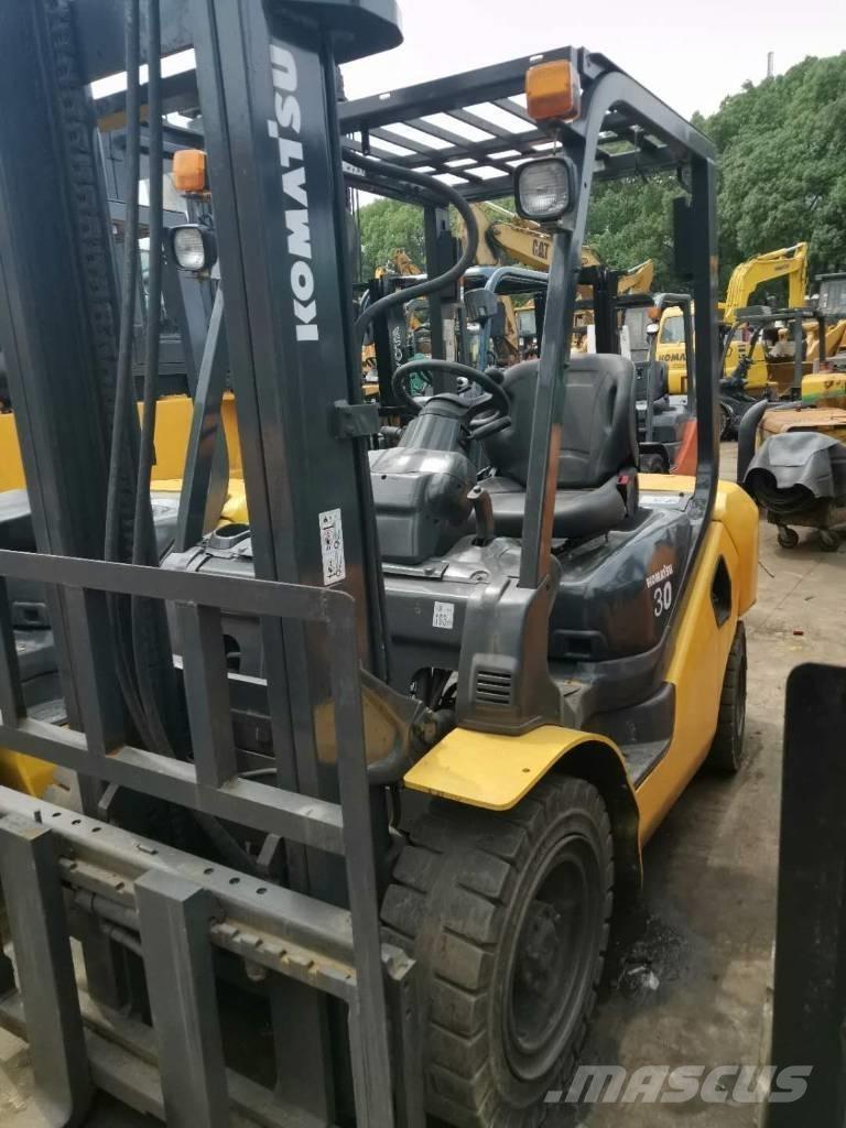 Komatsu 30 Teleskoplæssere