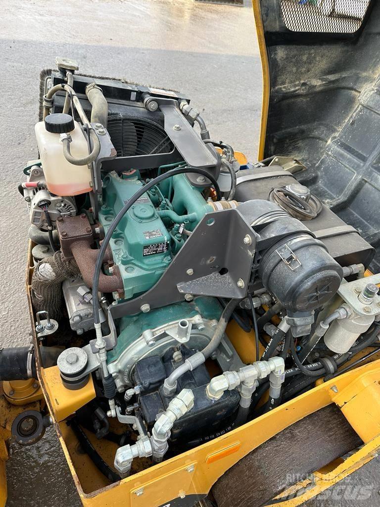 Volvo DD 25 B Tvilling tromle