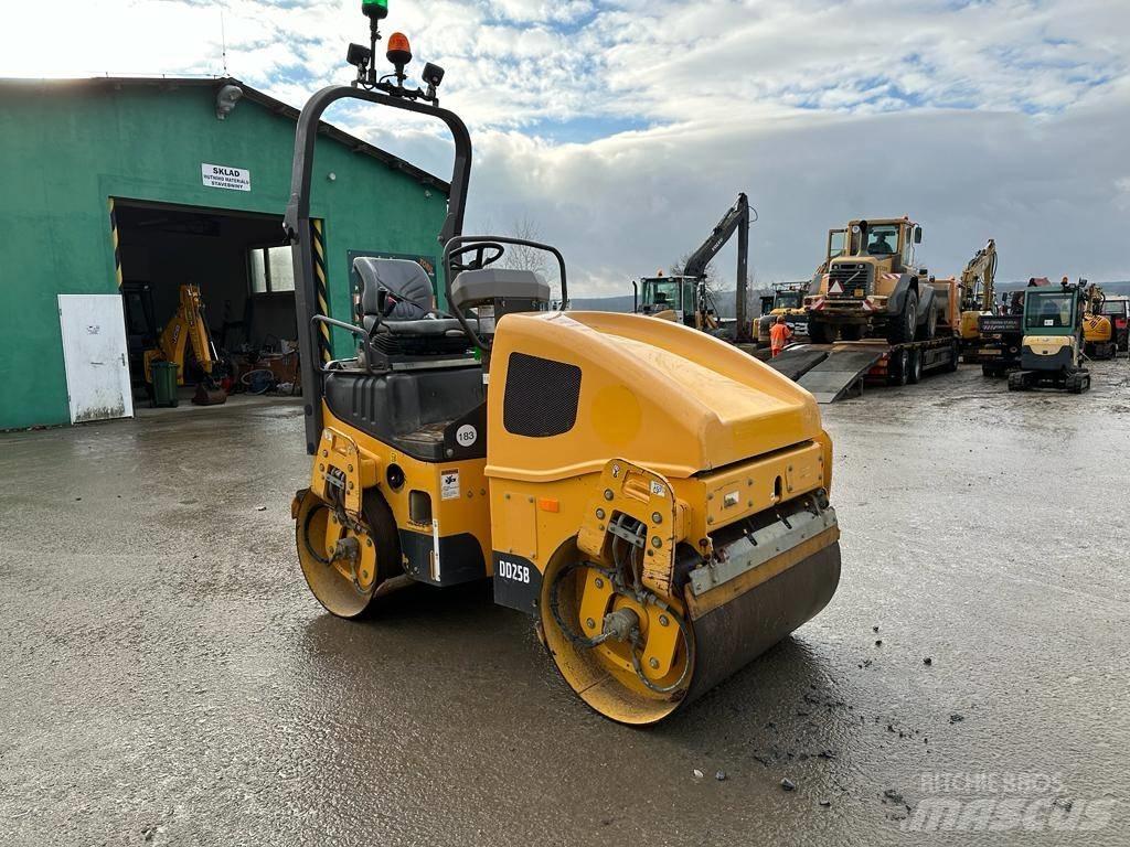 Volvo DD 25 B Tvilling tromle