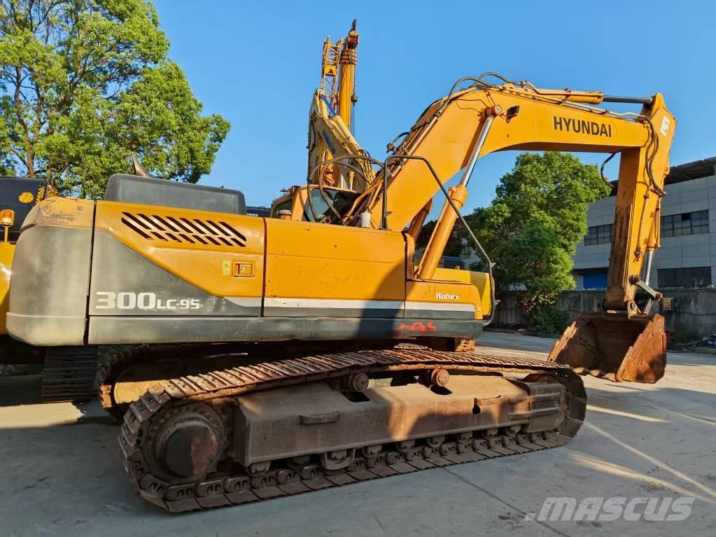 Hyundai R300LC-9S Gravemaskiner på larvebånd