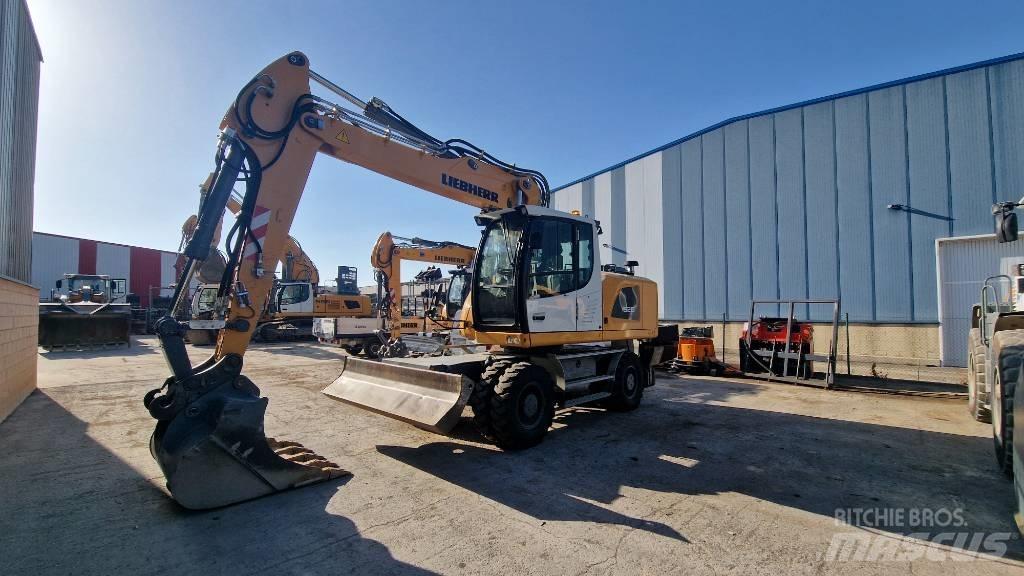 Liebherr A 920 Gravemaskiner på hjul