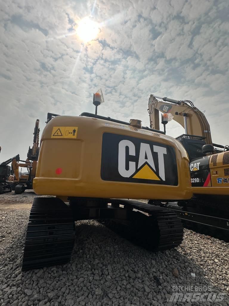 CAT 320 D Midi-gravemaskiner 7t - 12t
