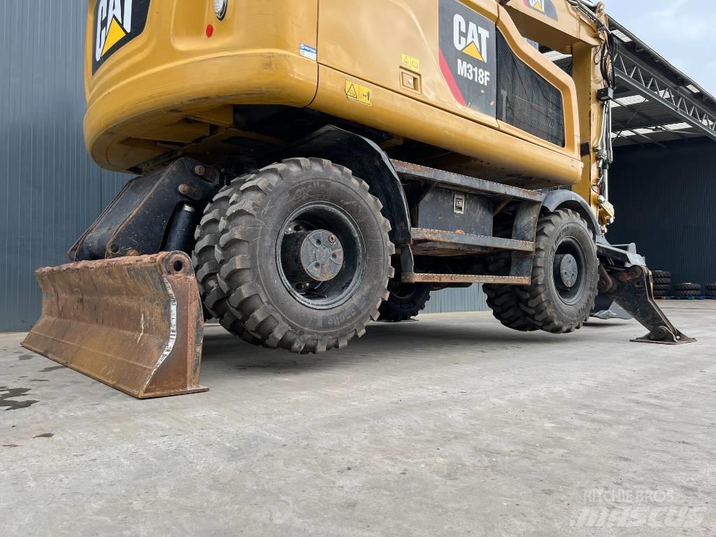 CAT M318F Gravemaskiner på hjul
