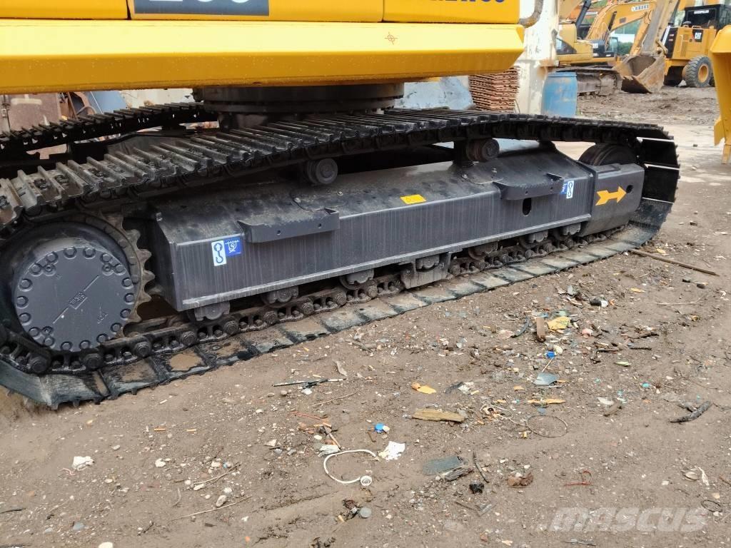 Komatsu PC 200-8 Gravemaskiner på larvebånd