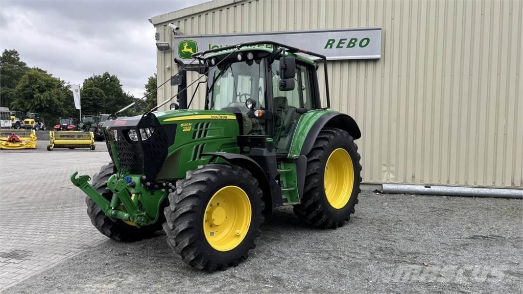 John Deere 6120M Kompakte traktorer