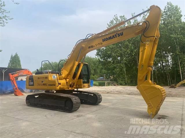 Komatsu PC 220-8 Gravemaskiner på larvebånd