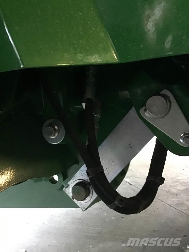 John Deere V461M Rundballe-pressere