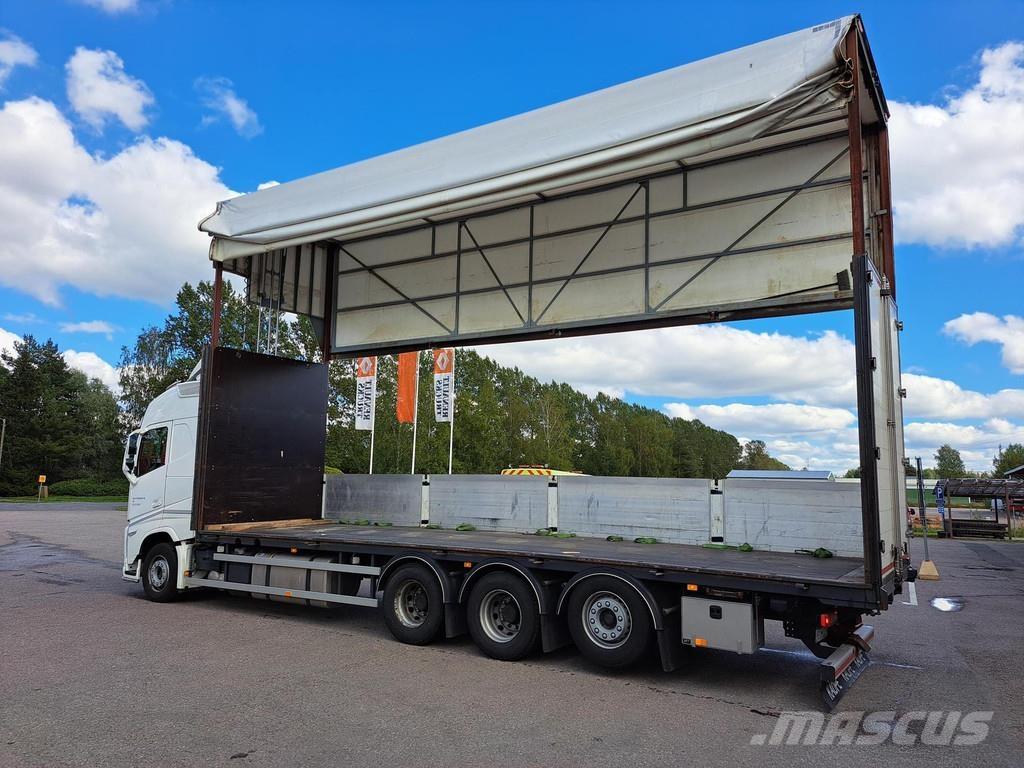 Volvo FH Lastbil med lad/Flatbed