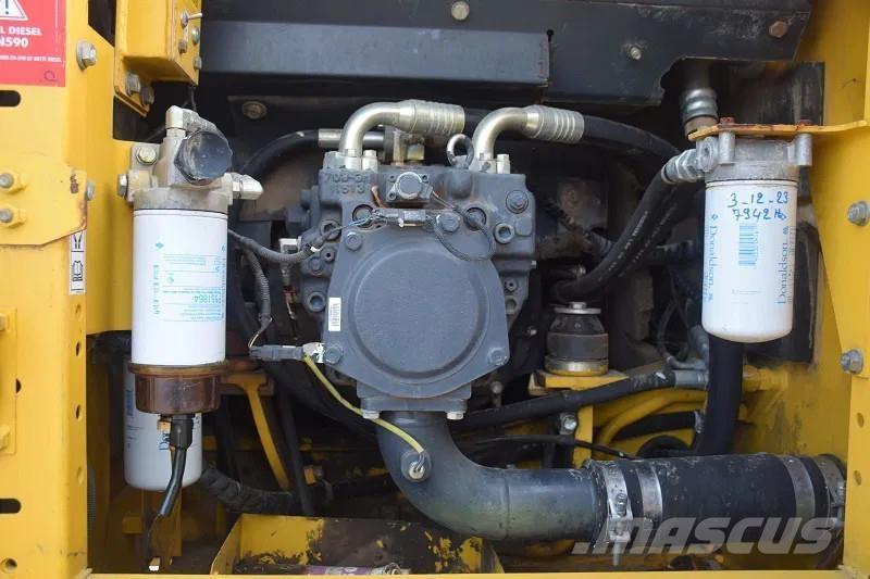 Komatsu PC160 LC8 Gravemaskiner på larvebånd