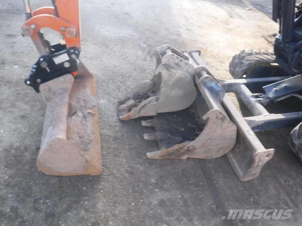 Hitachi ZX 33 U-6 Minigravemaskiner