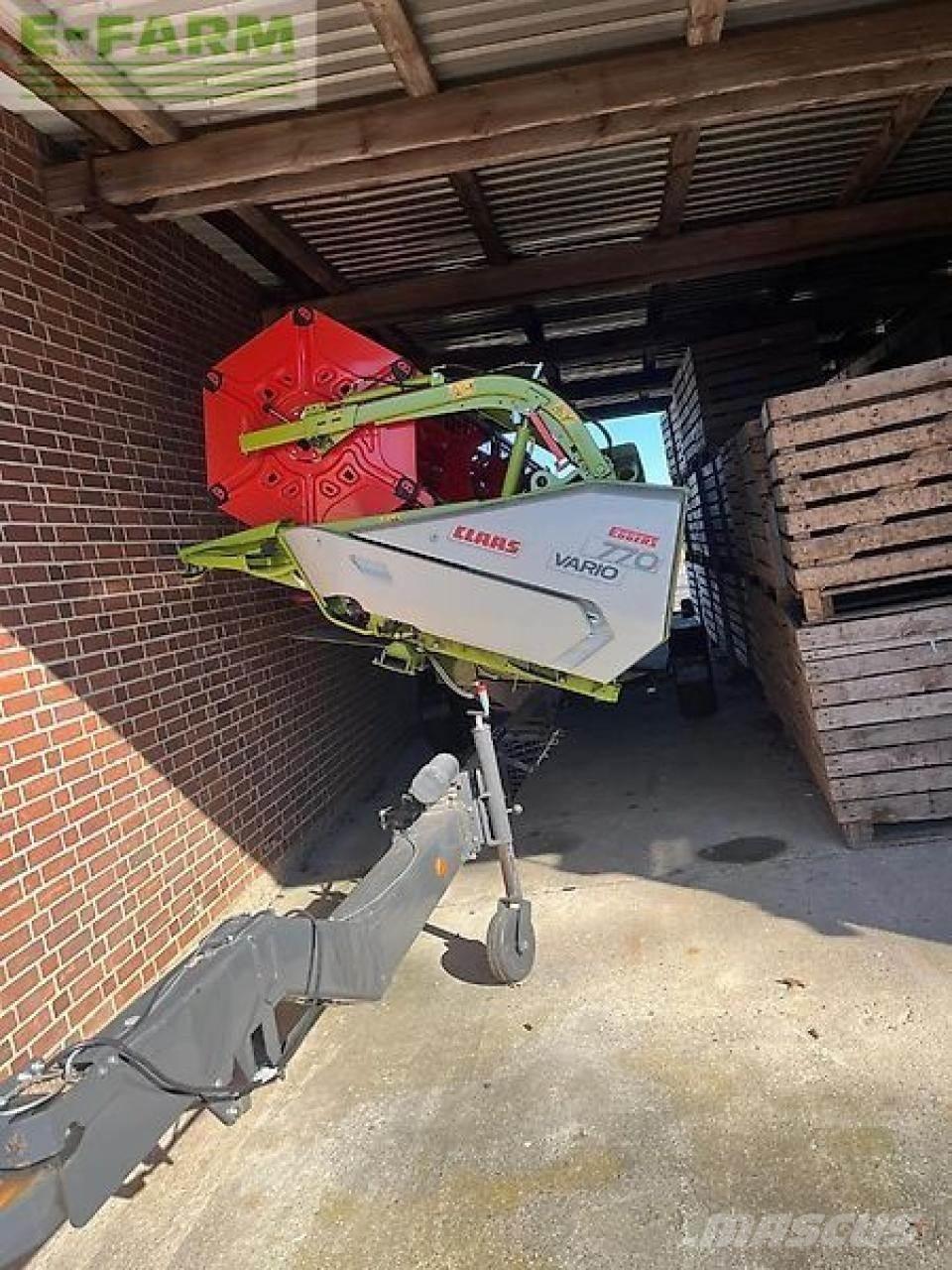 CLAAS trion 730 Mejetærskere