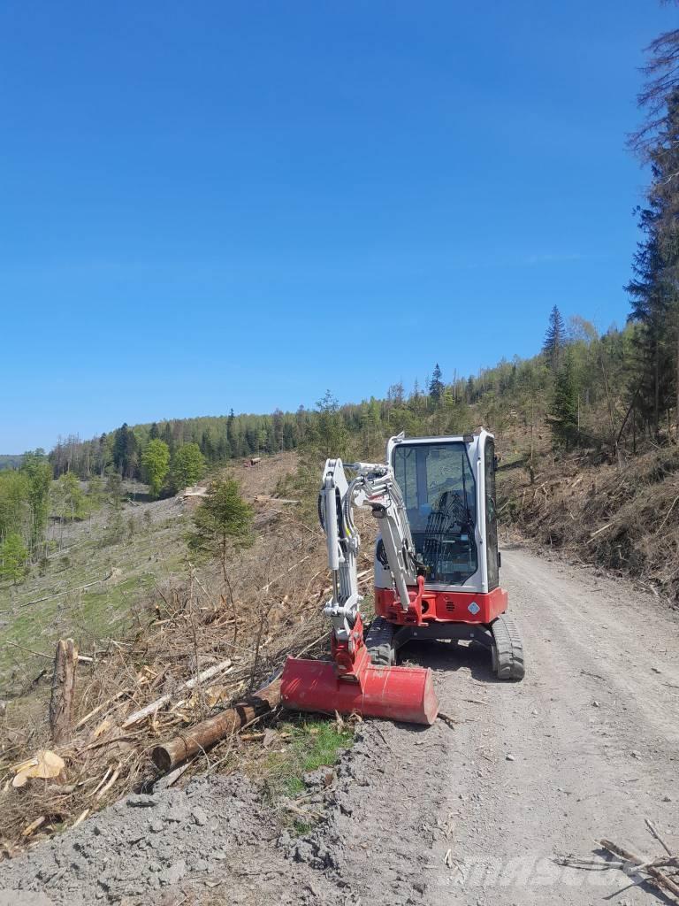 Takeuchi TB 325 R Minigravemaskiner