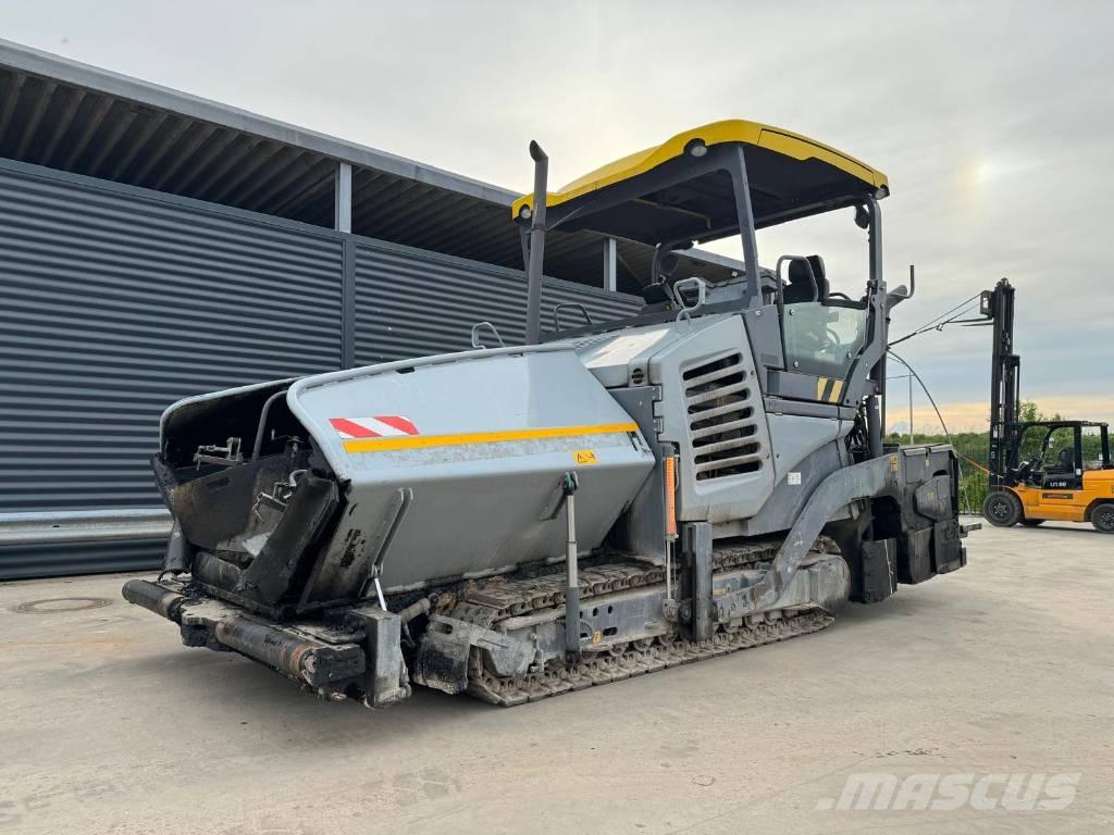 Vögele SUPER 1900-3I Asfaltudlæggere