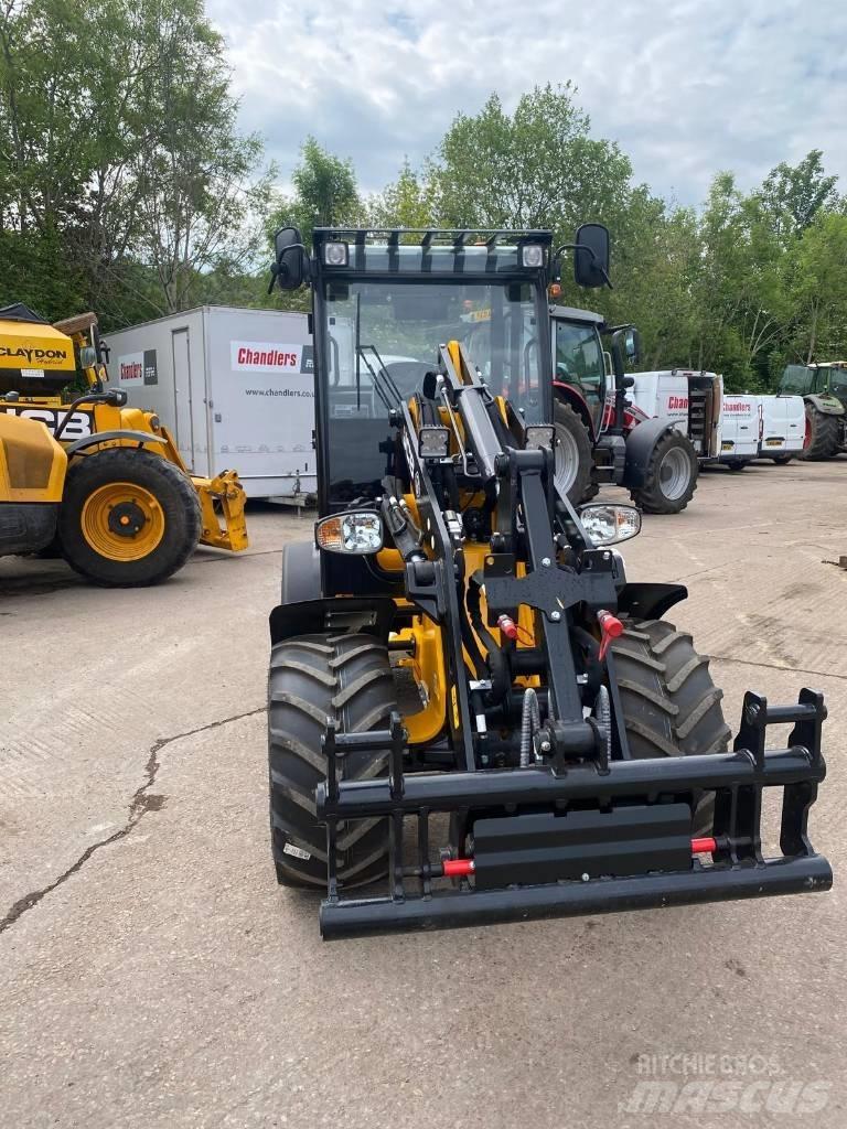 JCB 403 PLUS Teleskoplæssere til landbrug