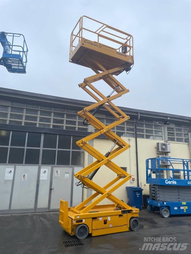 Haulotte Compact 12 Saxlifte