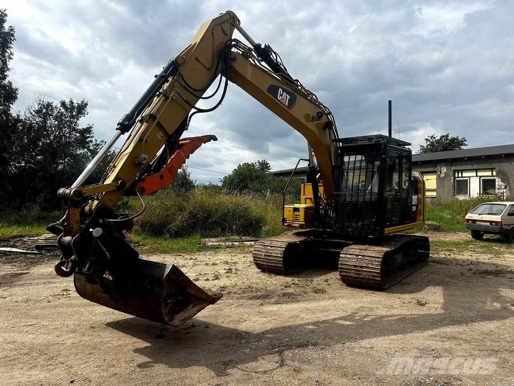 CAT 313FL Gravemaskiner på larvebånd