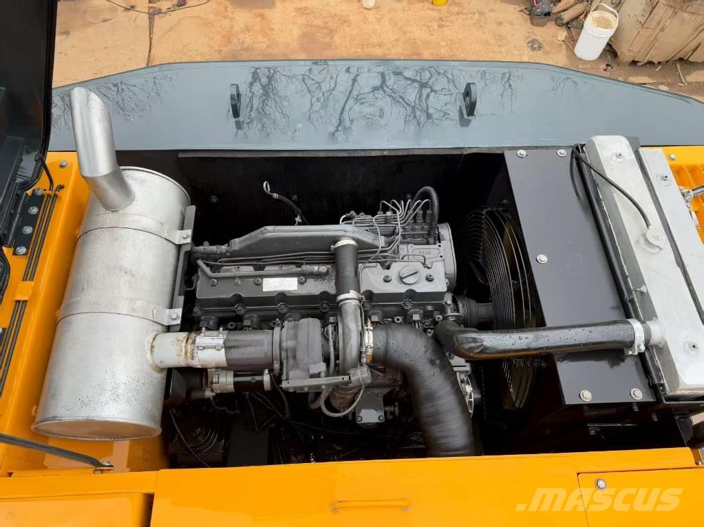 Hyundai 305-9t Gravemaskiner på larvebånd