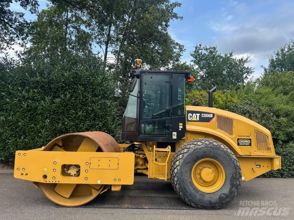 CAT CS 66 B Enkelt tromle