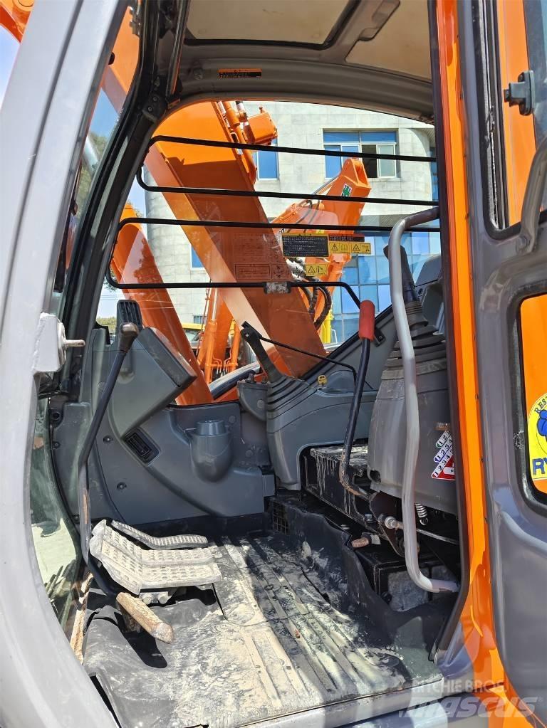 Hitachi ZX 75 Gravemaskiner på larvebånd