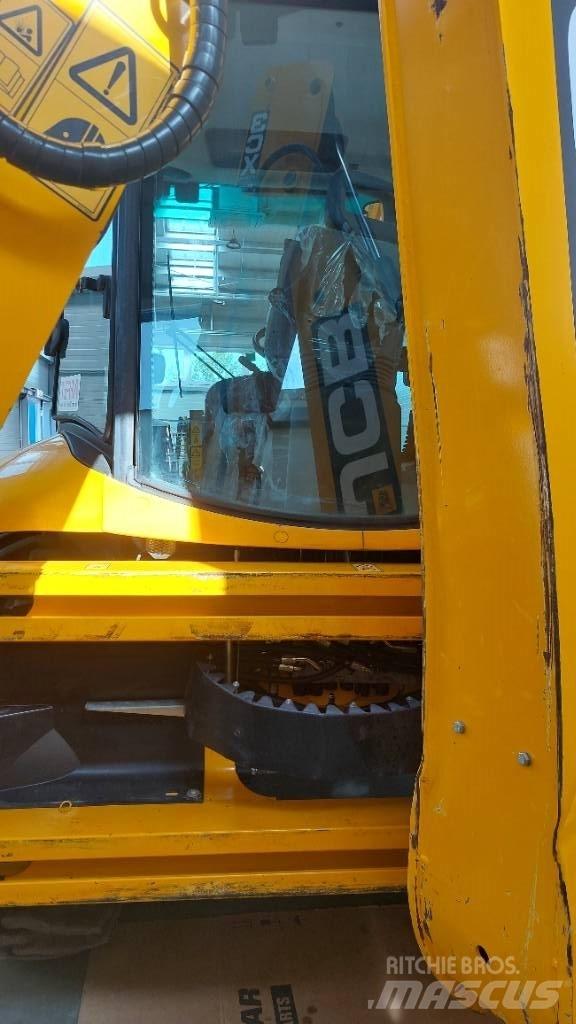 JCB 3 CX Plus Rendegravere